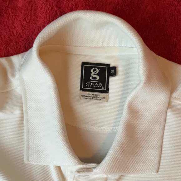 University of Wisconsin Polo Shirt - Picture 4 of 8